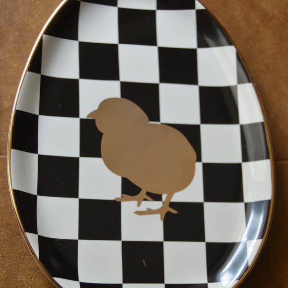 RARE 4 MACKENZIE CHILDS EGG RABBIT CHICK COURTLY CHECK CERAMIC SALAD PLATE SET - Picture 6 of 12